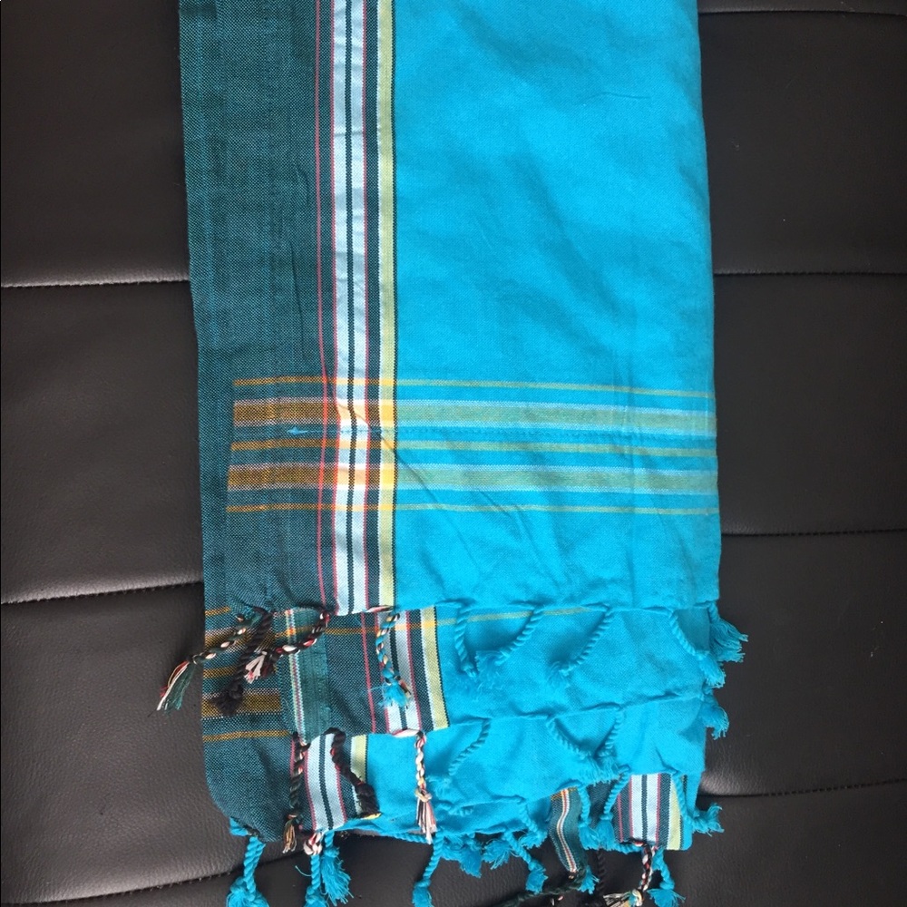 Large wrap/throw/beach mat/shawl/towel, blue plaid